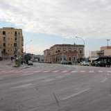 Nel 1937 si inaugura lo squadrato gruppo San Nicola, ubicato a Bari Vecchia di fronte all�entrata del porto